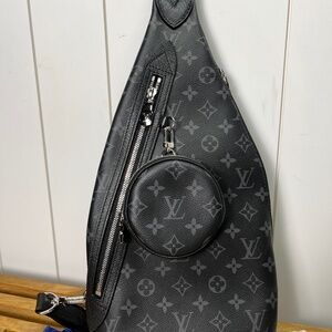 Louis Vuitton Duo Slingbag